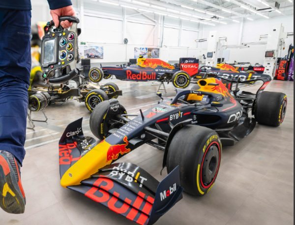 Get the Inside Track on Tech & F1 - 22nd November 2024
